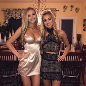 Meet your Posher, Elizabeth